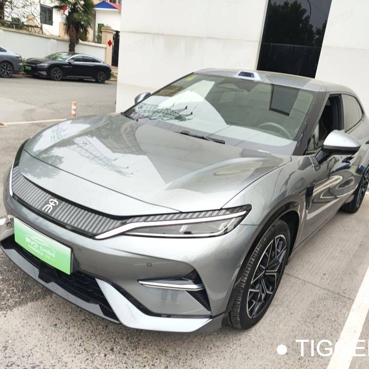 BYD 2025 SONG L EV 602km four-wheel drive intelligent driving model Used Car