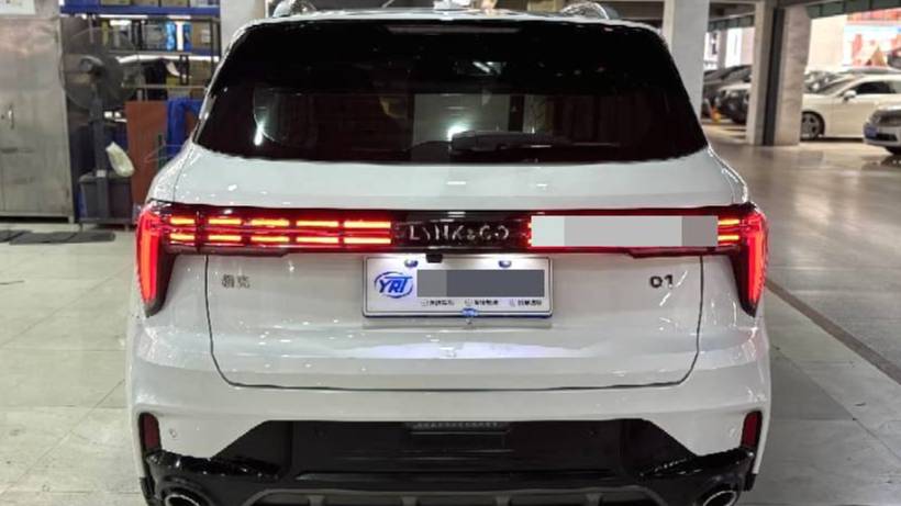 LYNK&CO 2023 01 2.0TD two wheel drive Pro