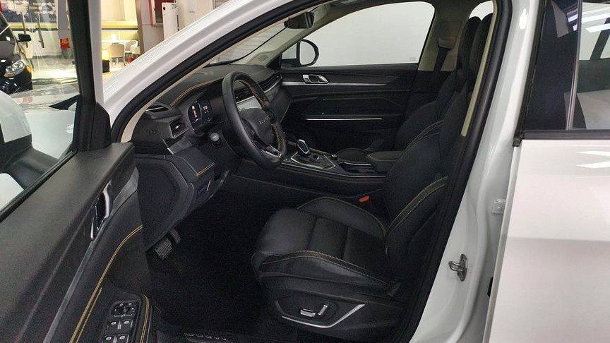 LYNK&CO 2024 01 2.0TD 2WD Global Edition