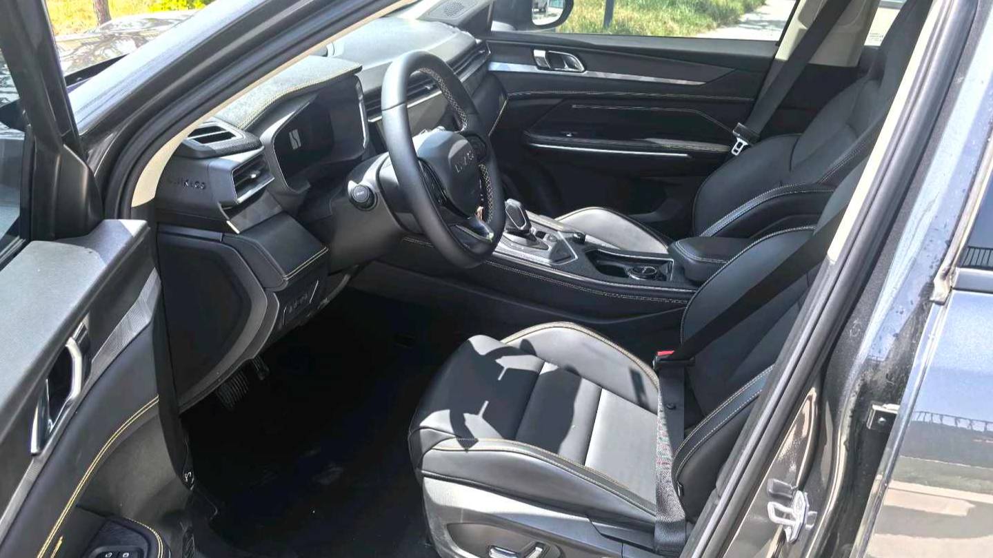 LYNK&CO 2023 01 2.0TD 2WD Asian Games Edition