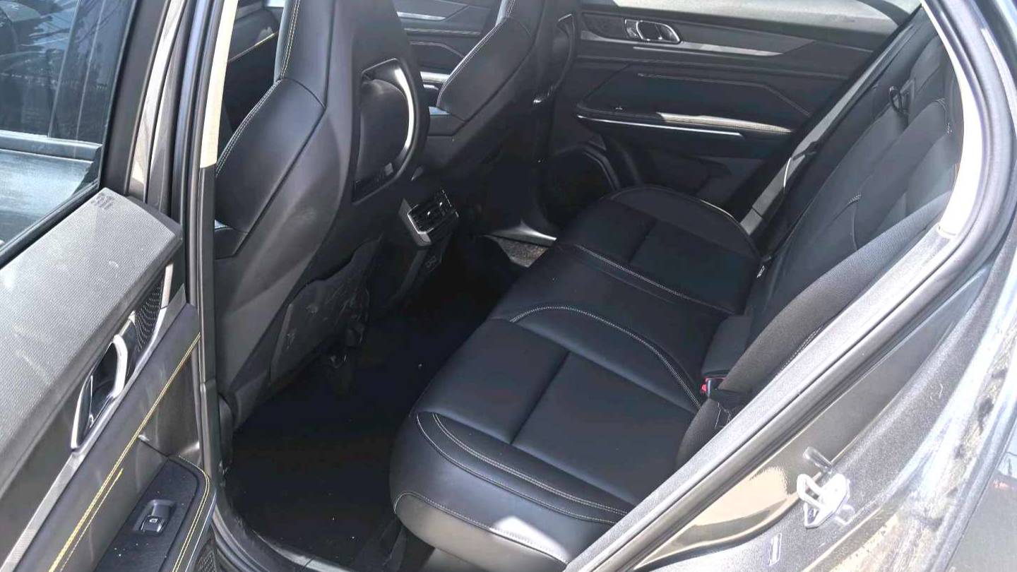 LYNK&CO 2023 01 2.0TD 2WD Asian Games Edition