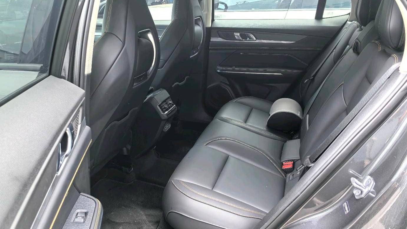 LYNK&CO 2024 01 2.0TD 2WD Global Edition