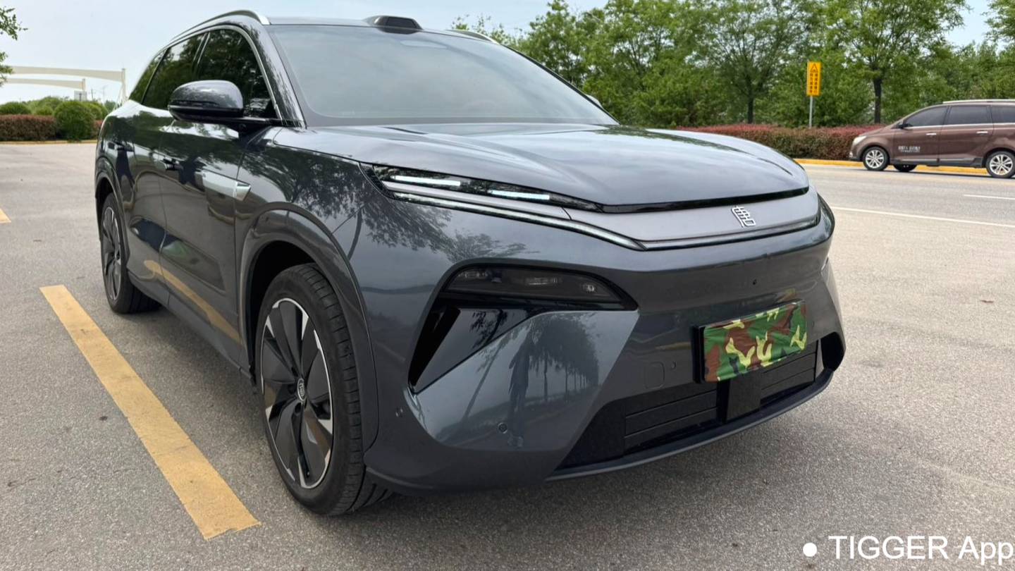 BYD 2025 TANG L EV 600KM four-wheel drive LiDAR flagship model