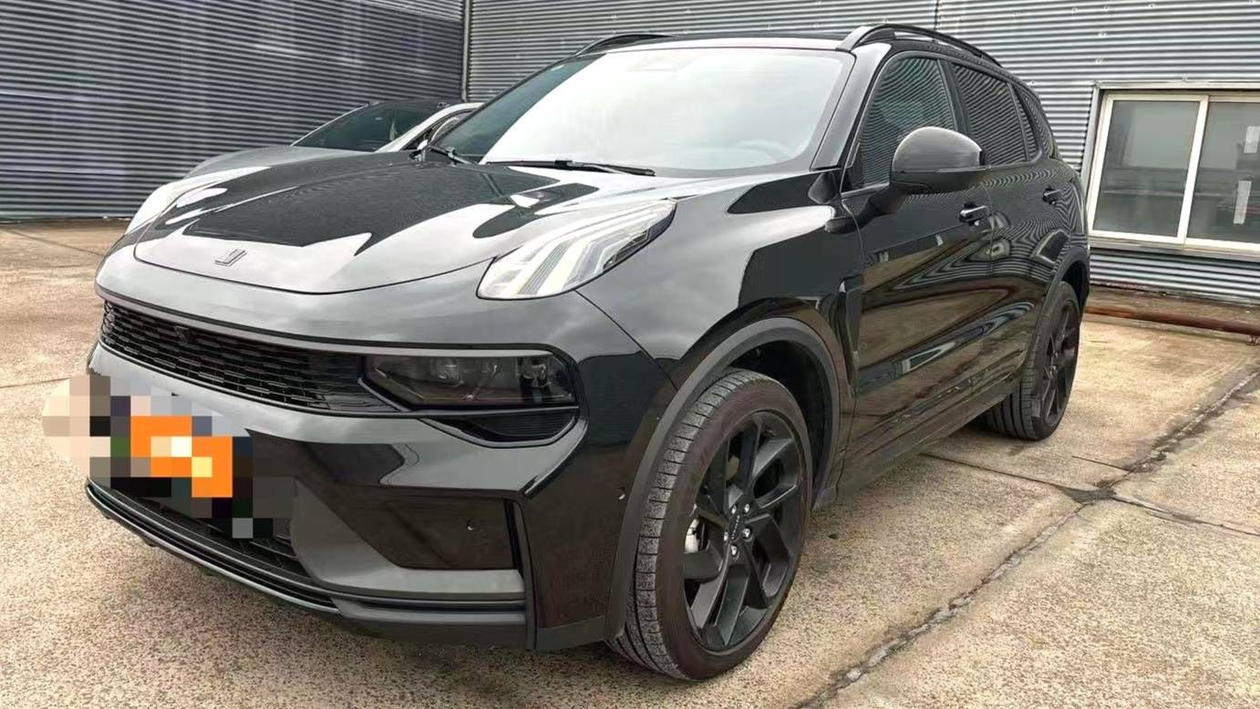 LYNK&CO 2023 01 2.0TD 4WD Night Edition