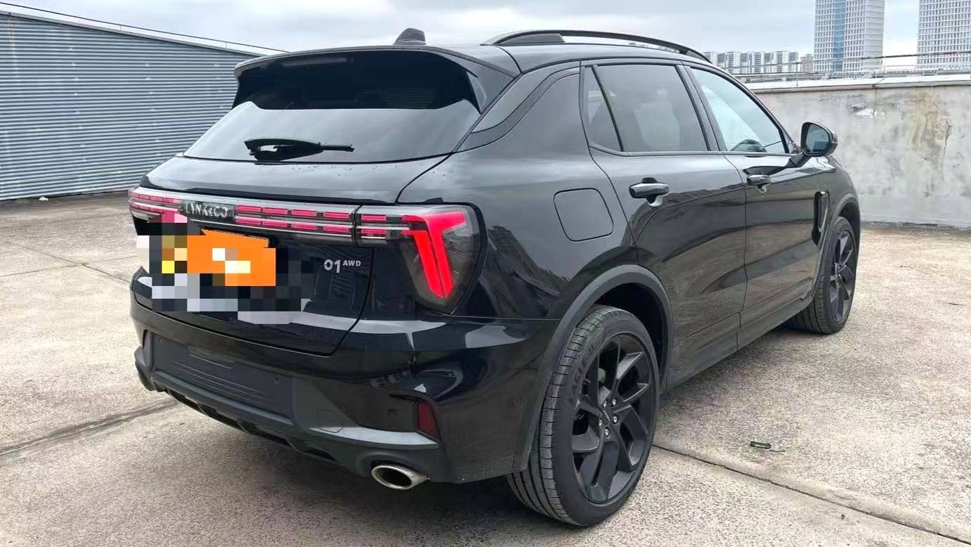 LYNK&CO 2023 01 2.0TD 4WD Night Edition