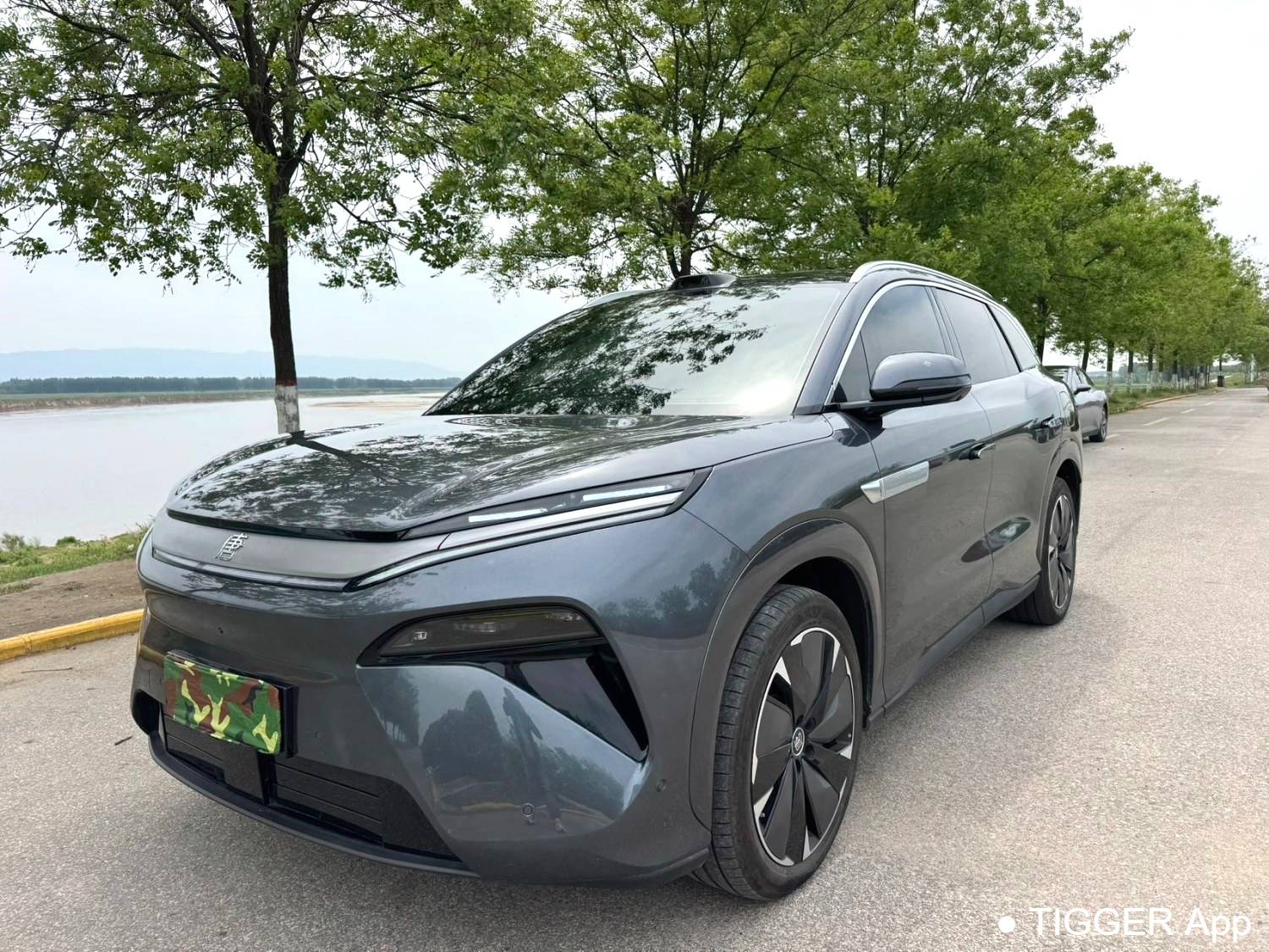 BYD 2025 TANG L EV 600KM four-wheel drive LiDAR flagship model