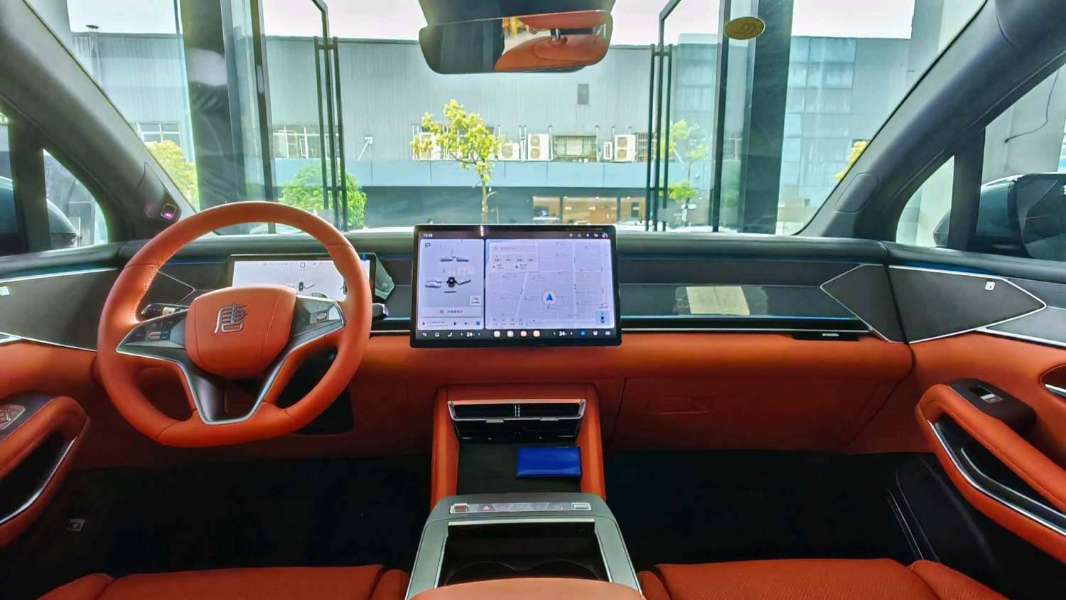 BYD 2025 TANG L DM 175KM Drone Player Edition