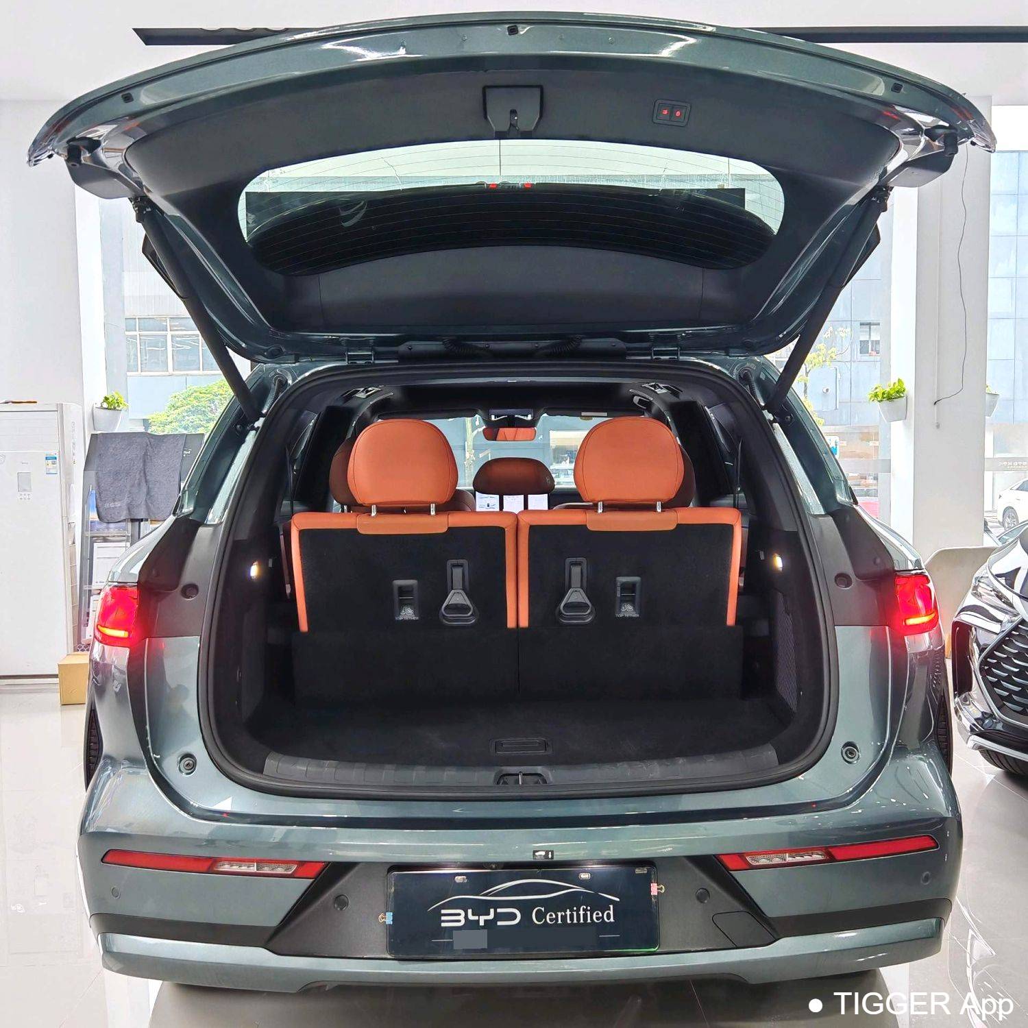 BYD 2025 TANG L DM 175KM Drone Player Edition