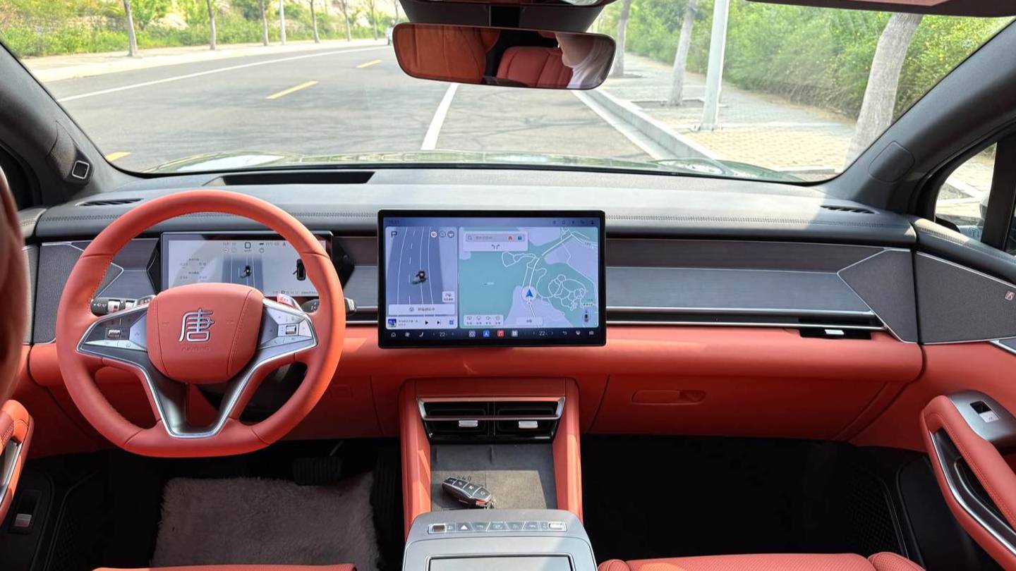 BYD 2025 TANG L DM 175KM Drone Player Edition