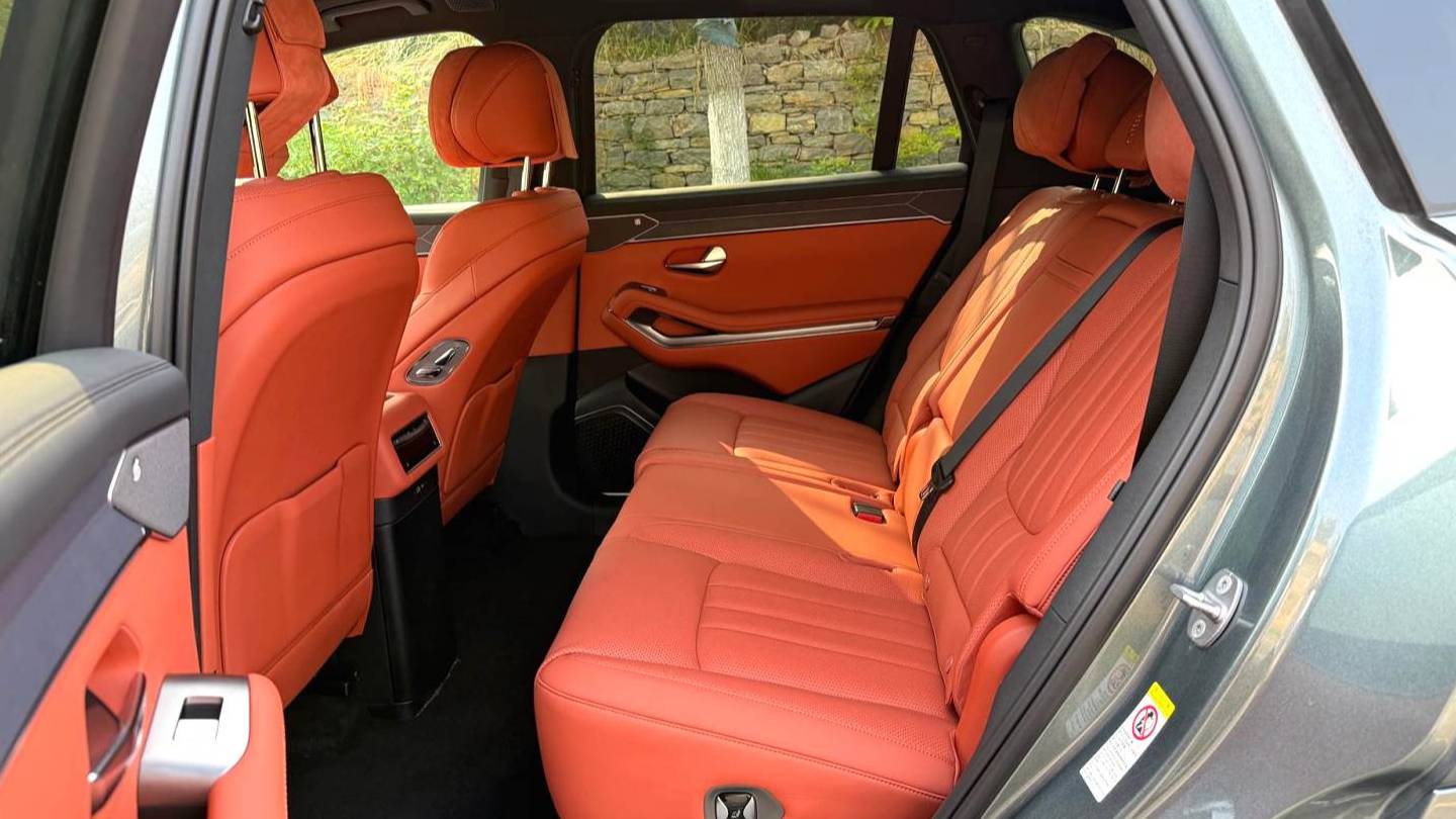 BYD 2025 TANG L DM 175KM Drone Player Edition