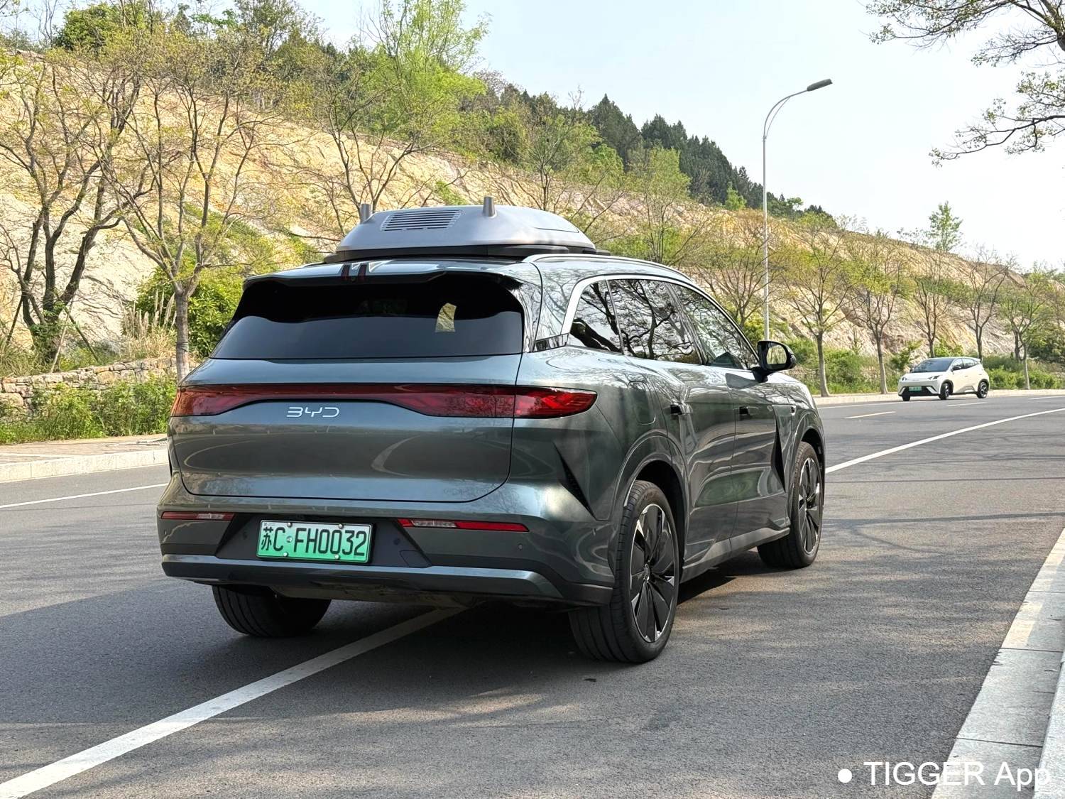 BYD 2025 TANG L DM 175KM Drone Player Edition