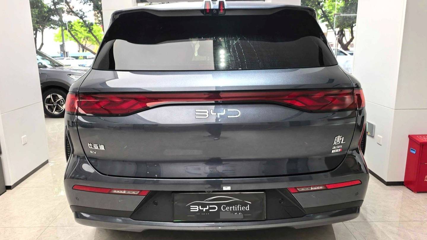 BYD 2025 TANG L EV 670KM Laser Radar Flagship Model