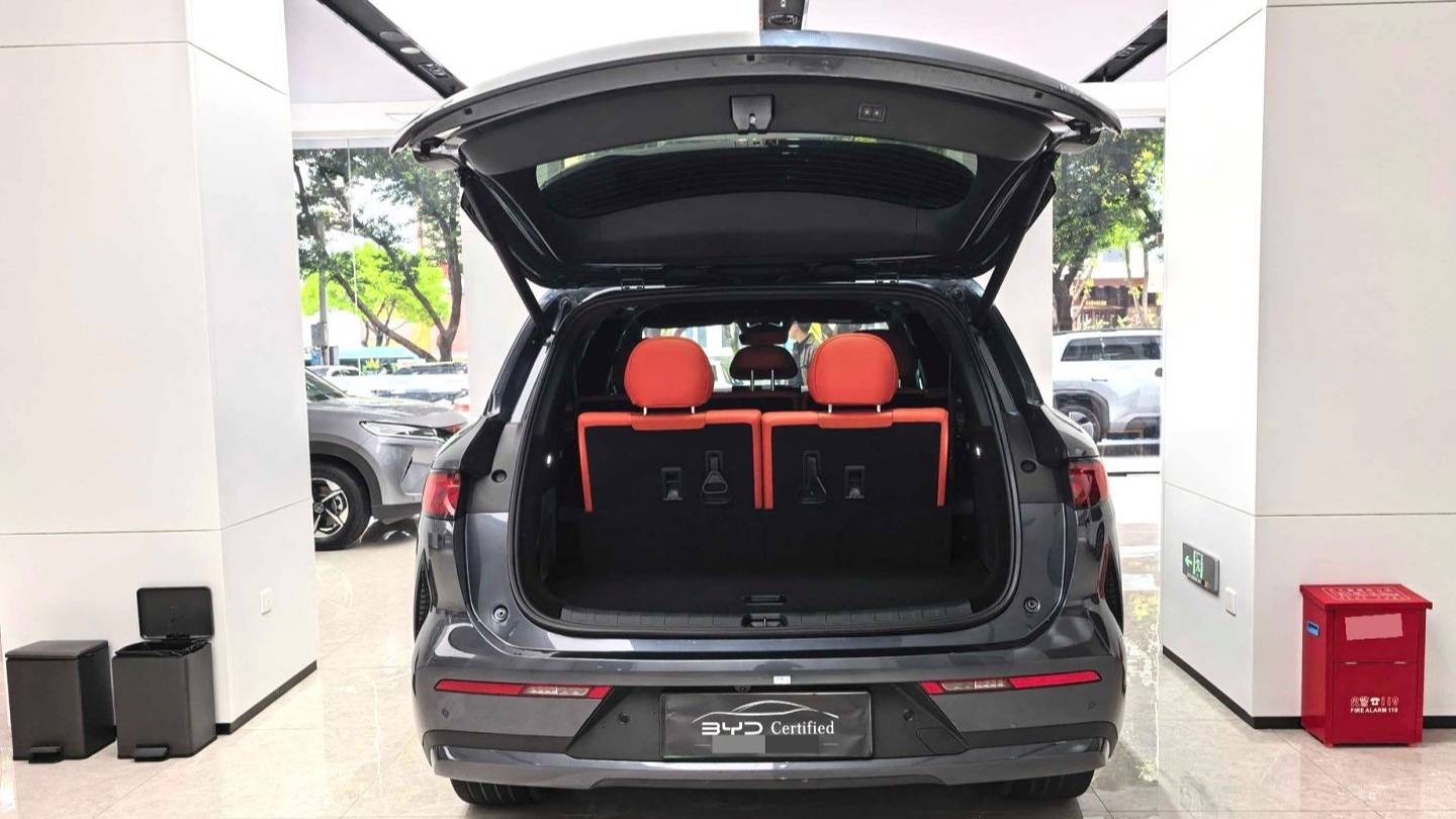 BYD 2025 TANG L EV 670KM Laser Radar Flagship Model