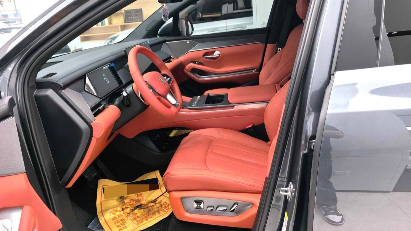 BYD 2025 TANG L EV 670KM Laser Radar Flagship Model