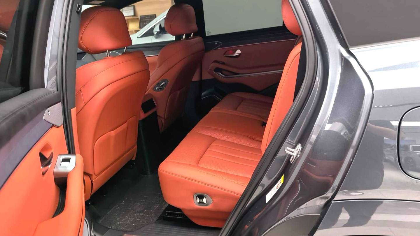 BYD 2025 TANG L EV 670KM Laser Radar Flagship Model