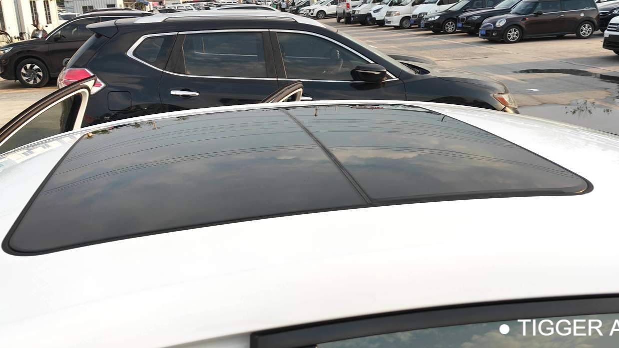 BYD 2025 e7 520 Intelligent Version