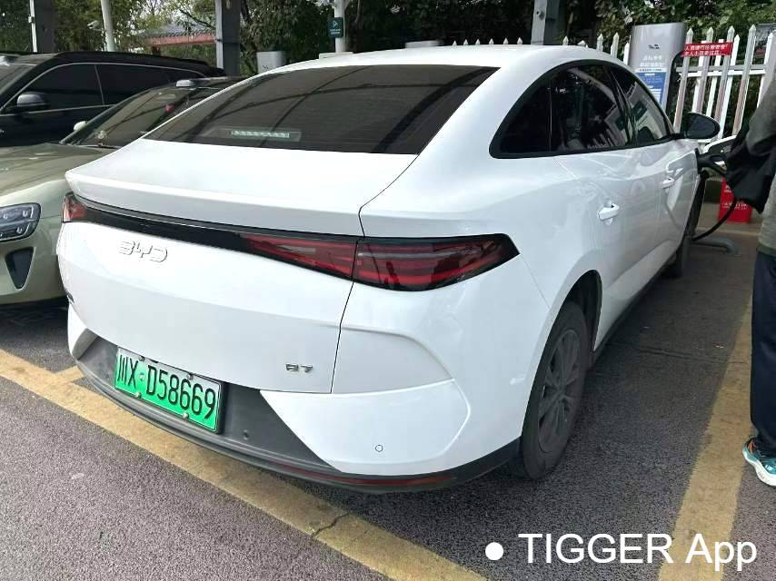 BYD 2025 e7 520 Zhihui Travel Edition