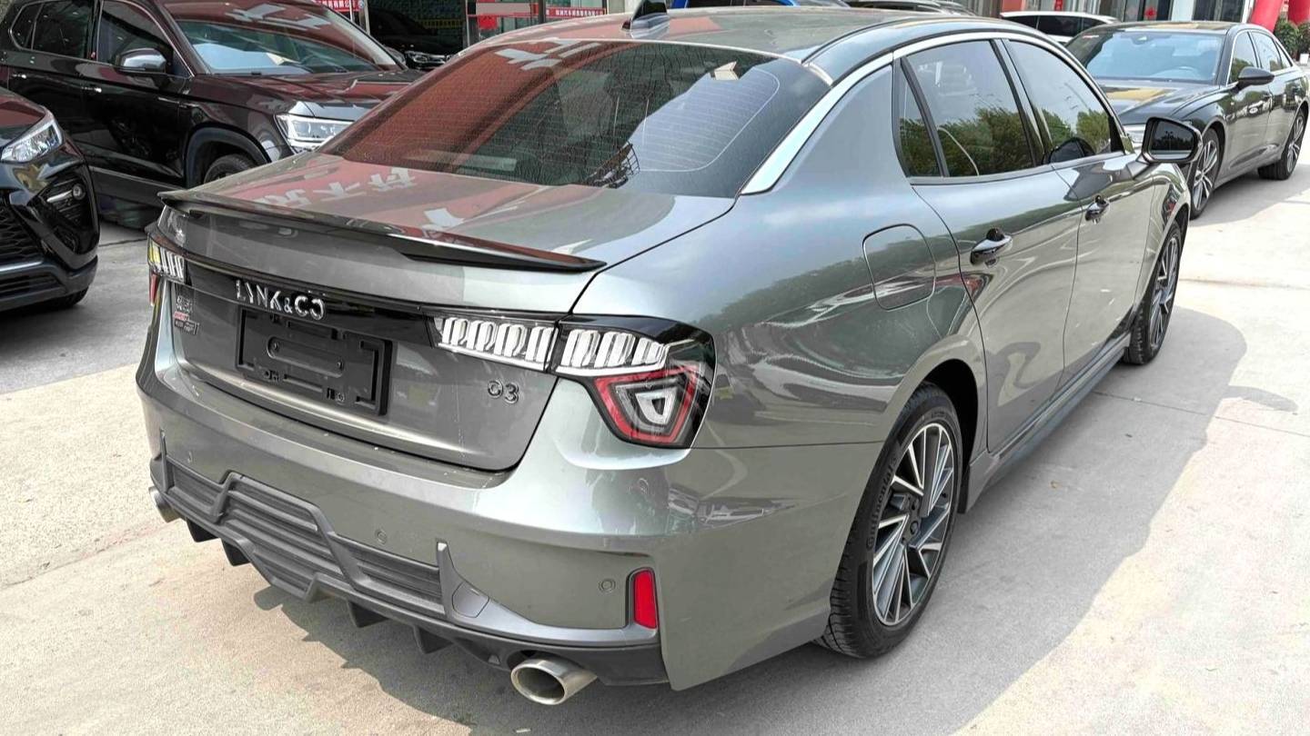 LYNK&CO 2022 03 1.5TD DCT Power Plus