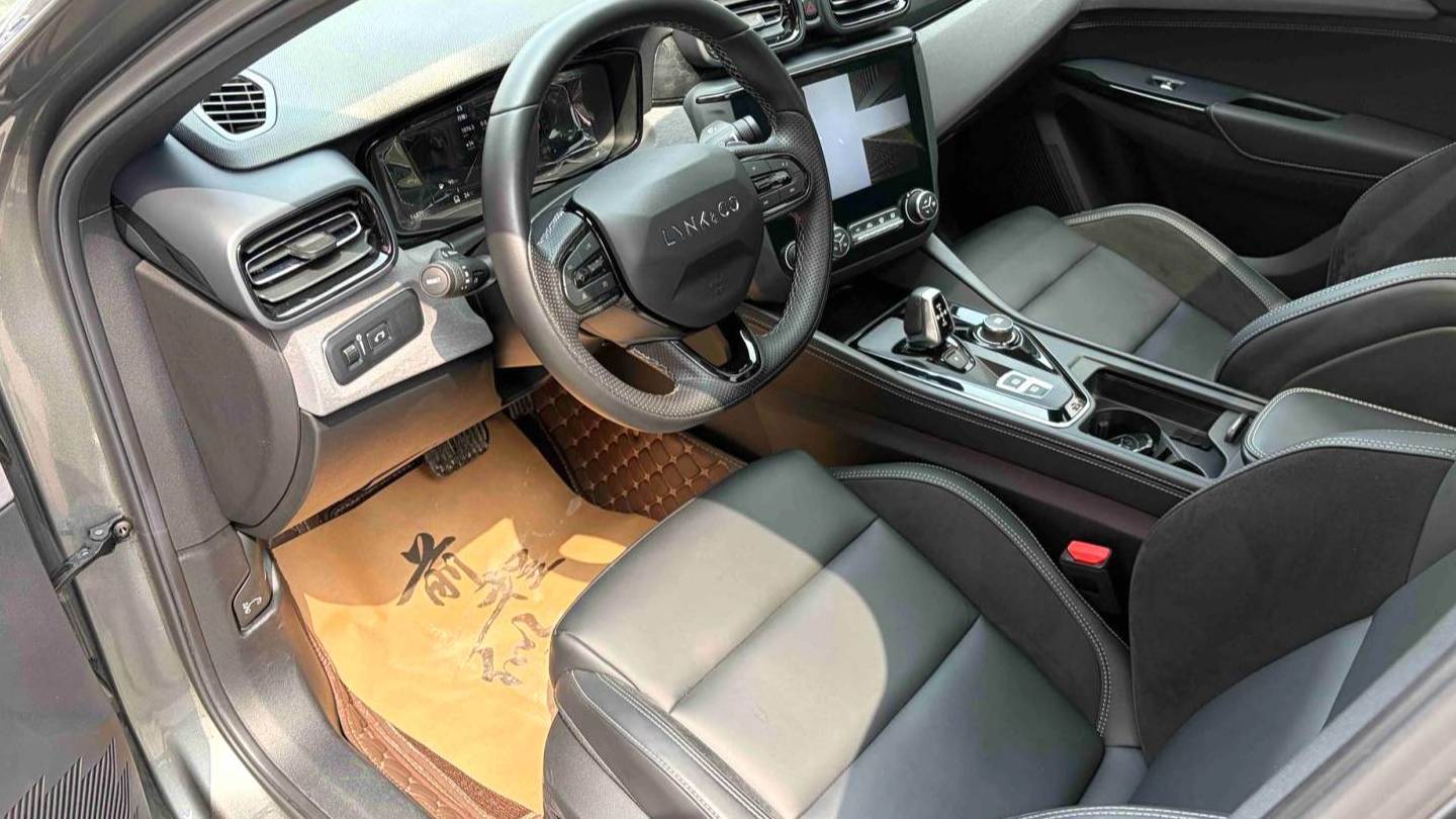 LYNK&CO 2022 03 1.5TD DCT Power Plus