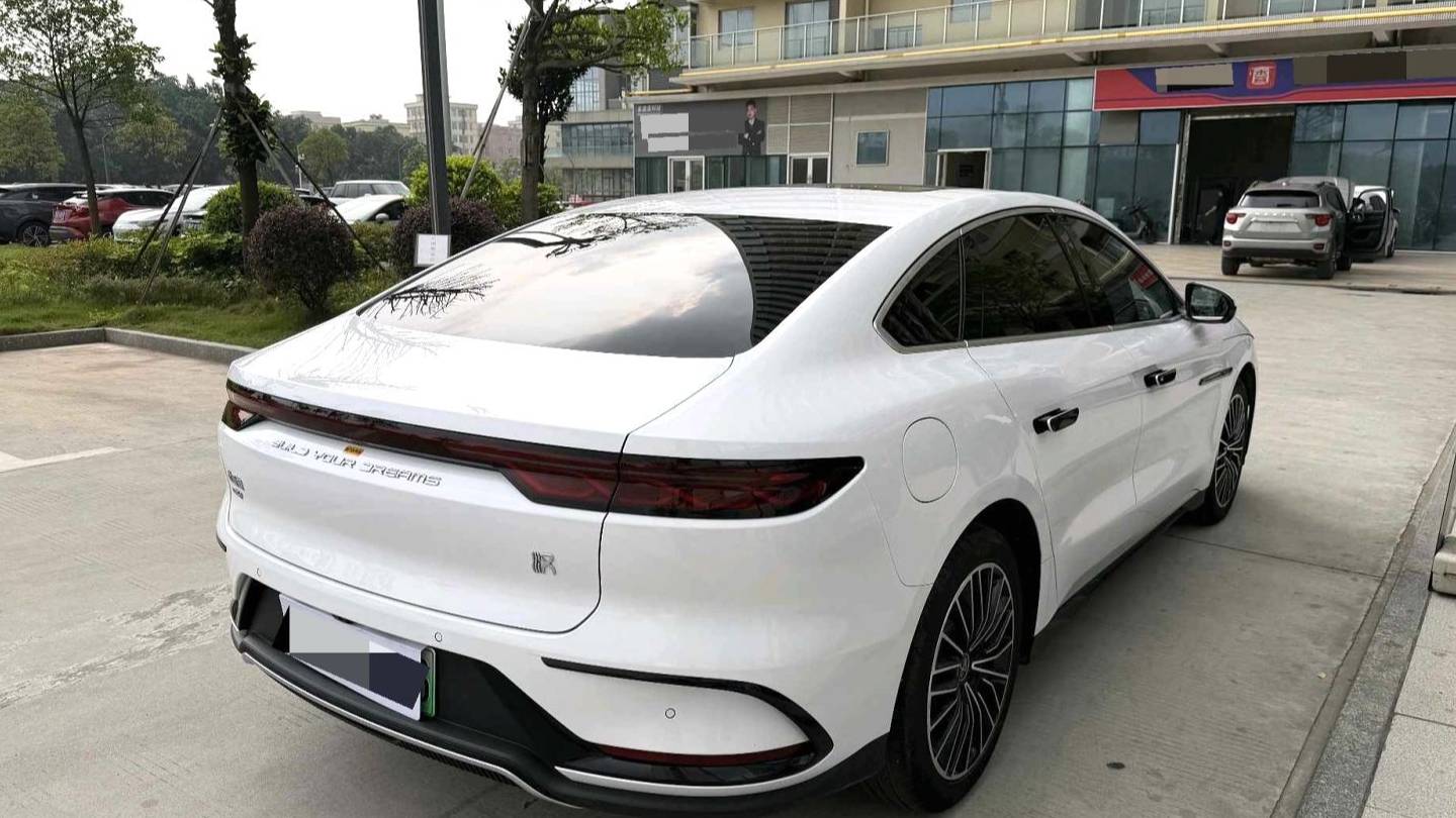 BYD 2022 HAN DM-i 121KM Prestige Type