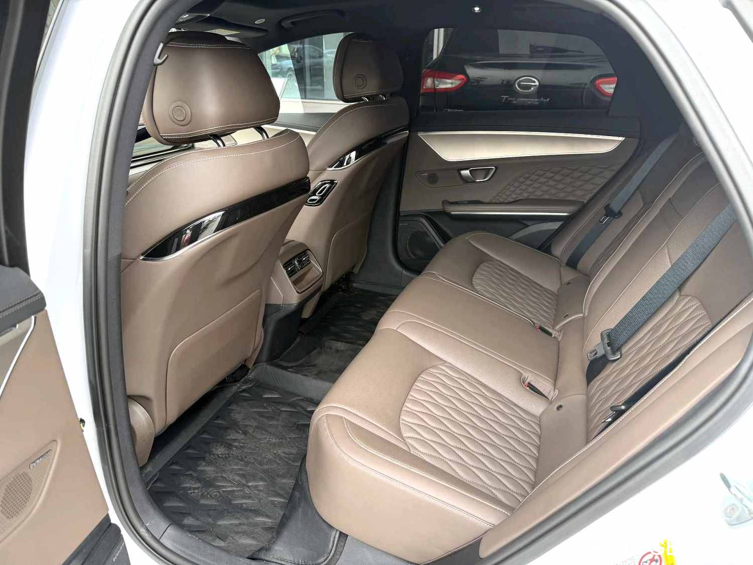 BYD 2022 HAN DM-i 121KM Prestige Type