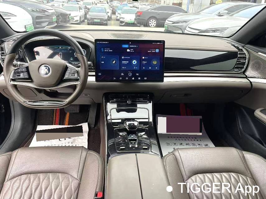 BYD 2023 HAN EV Champion Edition 605KM Front wheel Drive Prestige Model