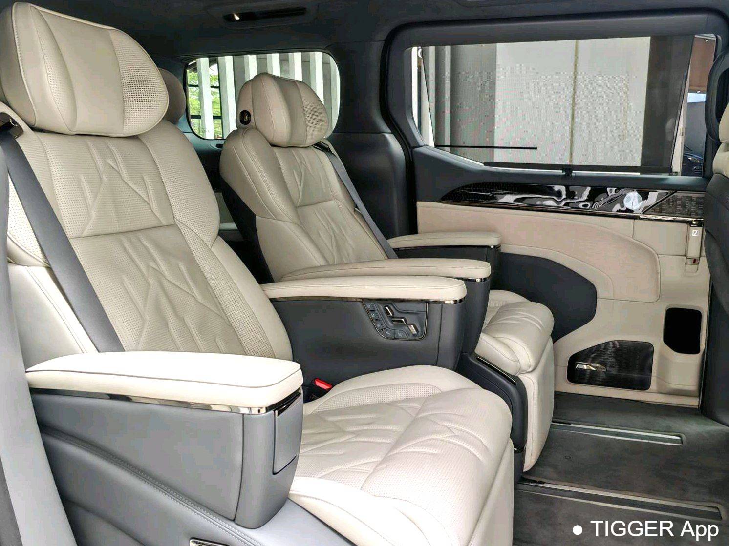 ZEEKR 2024 009 Seven seater aisle version four-wheel drive 108kWh