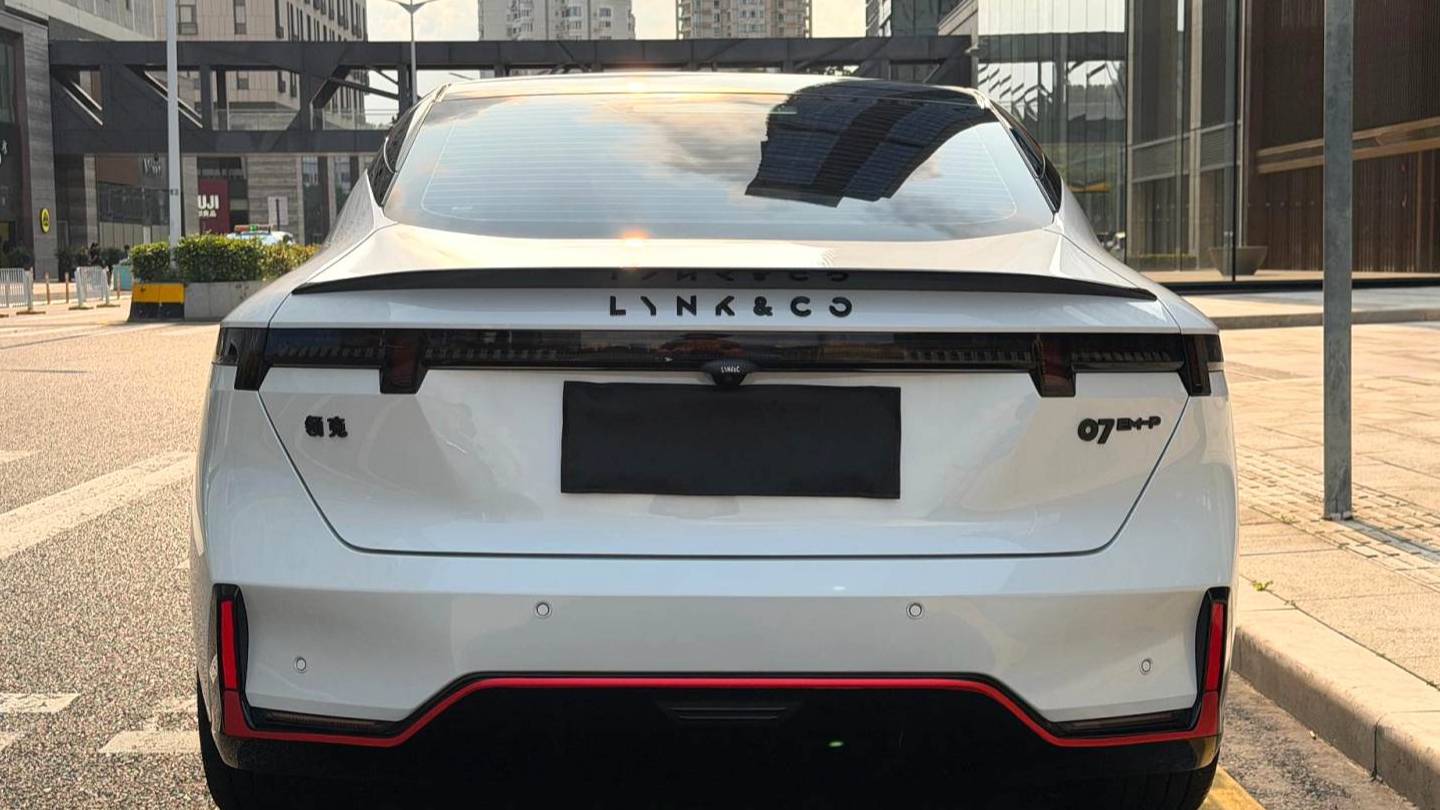 LYNK&CO 2024 07 EM-P EM-P 126 Long Range Halo