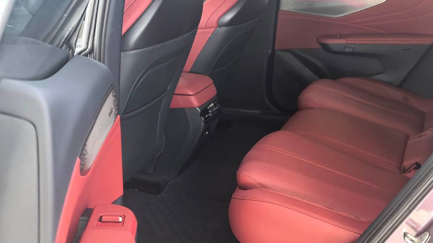 LYNK&CO 2026 07 EM-P 126 Long Range Ultra H7