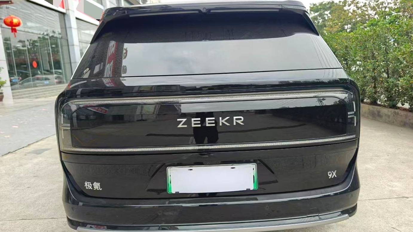ZEEKR 2025 9X Max version 55kWh