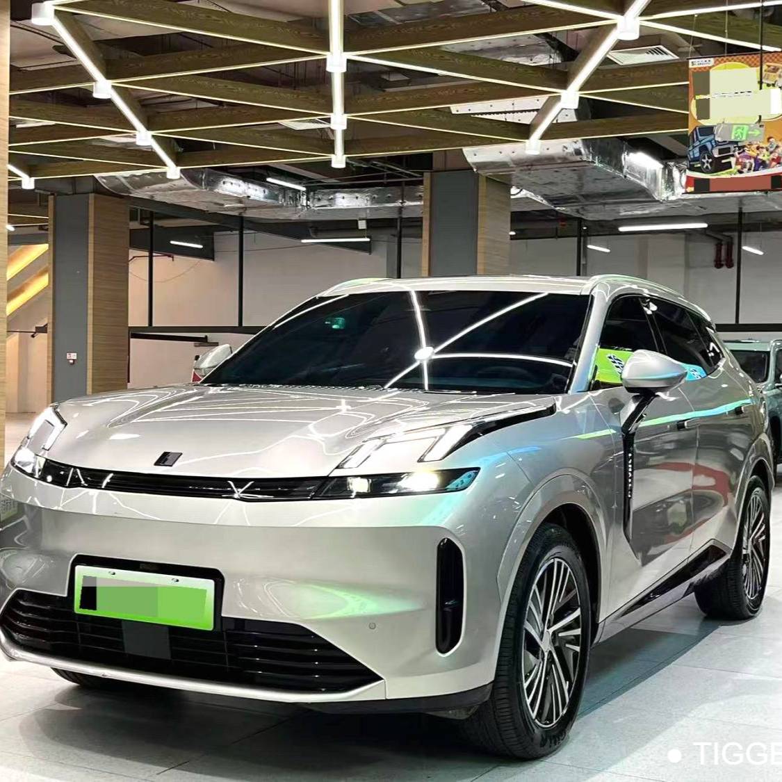 LYNK&CO 2025 08 EM-P 120km Long Range Pro سيارة مستعملة