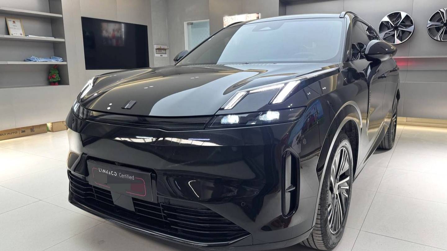 LYNK&CO 2023 08 EM-P 120km long endurance Halo