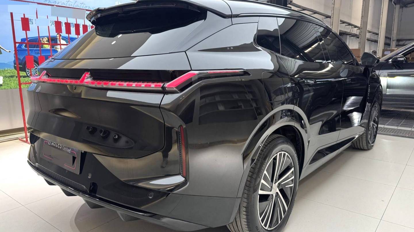 LYNK&CO 2023 08 EM-P 120km long endurance Halo