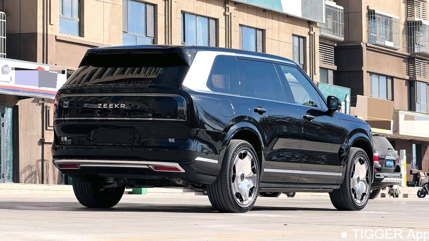 ZEEKR 2025 9X Hyper version 70kWh