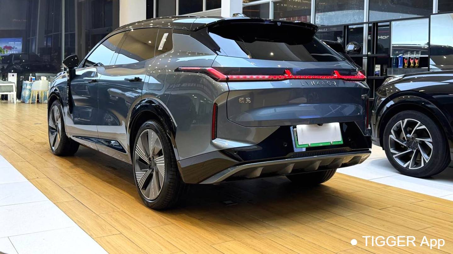 LYNK&CO 2025 08 EM-P 220km four-wheel drive performance Halo