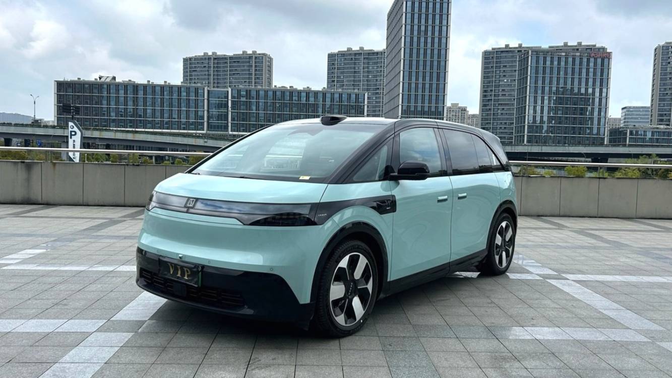 ZEEKR 2025 MIX Intelligent Driving Edition