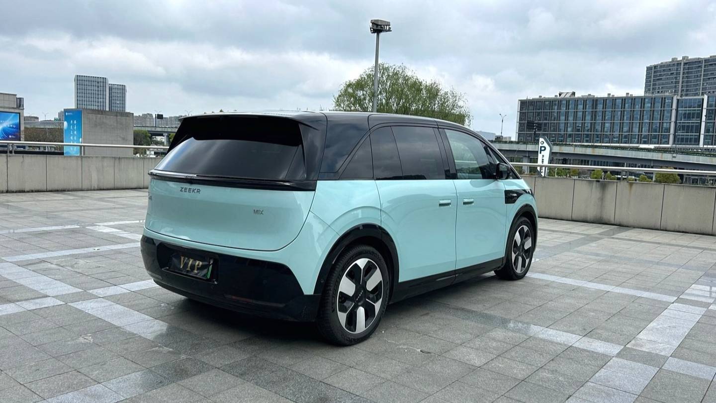 ZEEKR 2025 MIX Intelligent Driving Edition