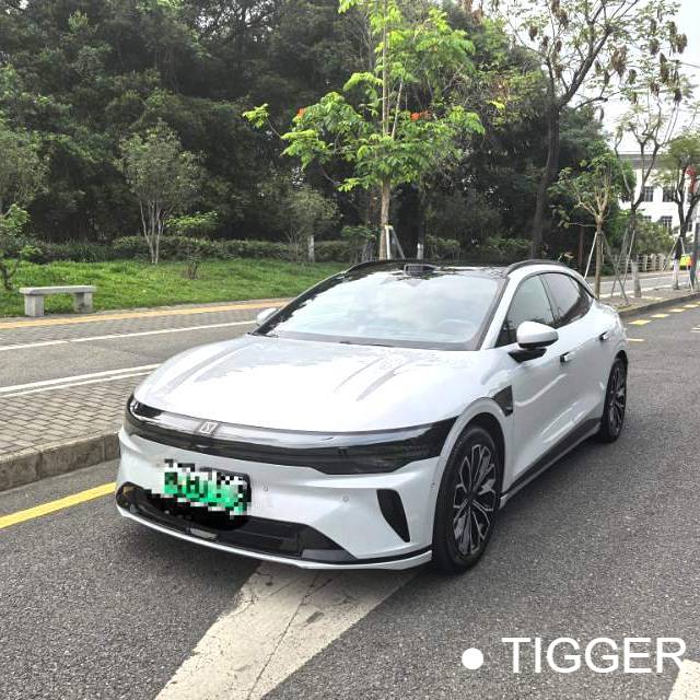 ZEEKR 2025 007GT Rear wheel drive intelligent driving version 75kWh Подержанный автомобиль