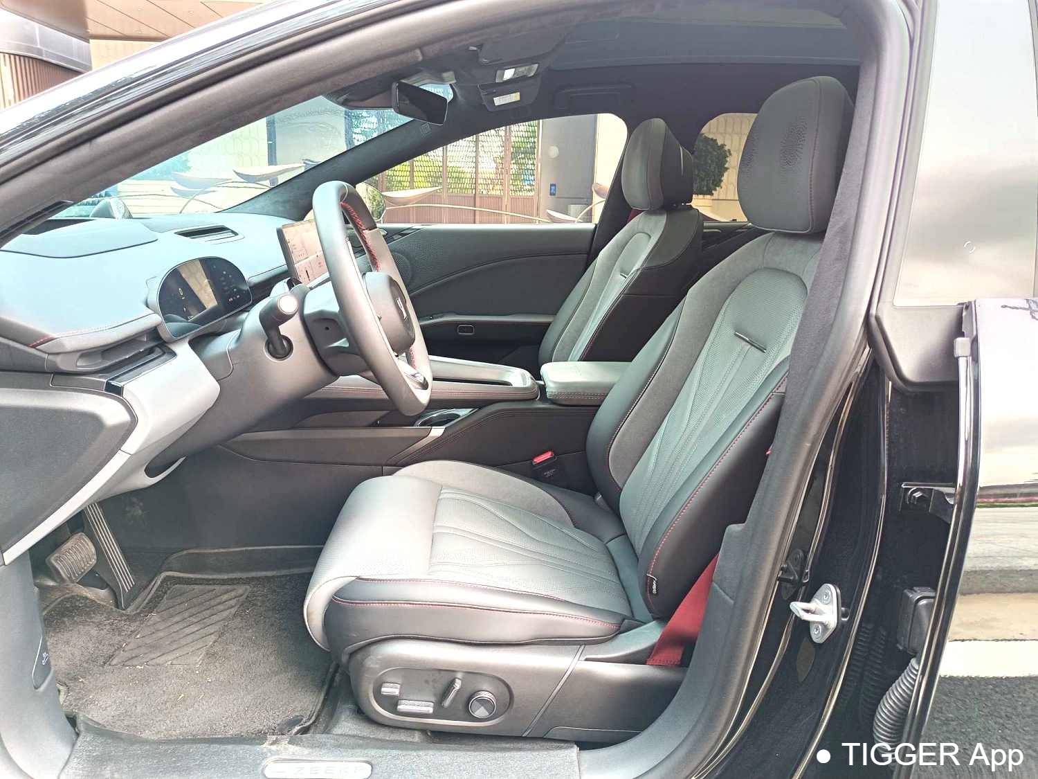 ZEEKR 2025 007GT Rear wheel drive intelligent driving version 75kWh