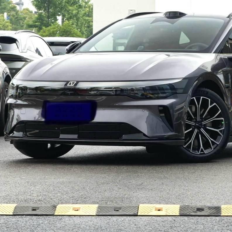 ZEEKR 2025 007GT Rear wheel drive intelligent driving version 75kWh Подержанный автомобиль