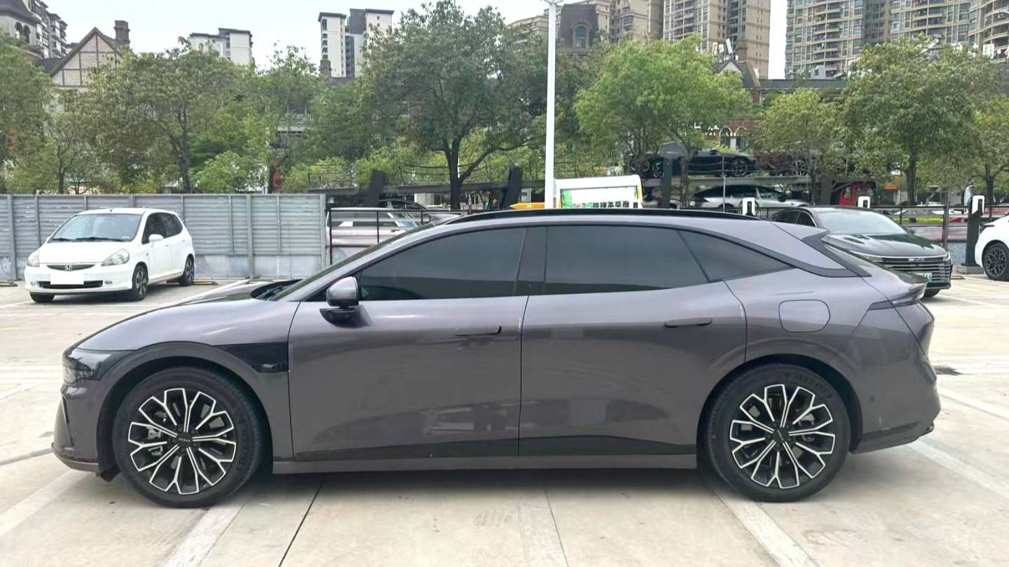 ZEEKR 2025 007GT Rear wheel drive intelligent driving version 75kWh