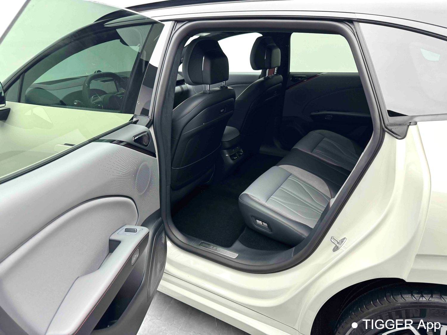 ZEEKR 2025 007GT Long range rear wheel drive intelligent driving version 100kWh