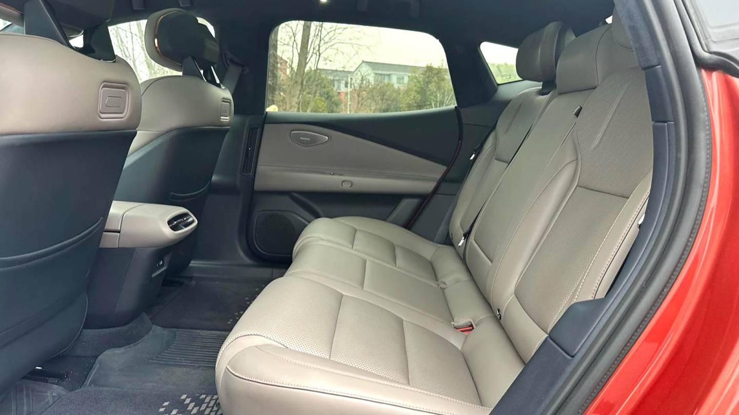 LYNK&CO 2024 Z10 95kWh 702km four-wheel drive intelligent driving Ultra