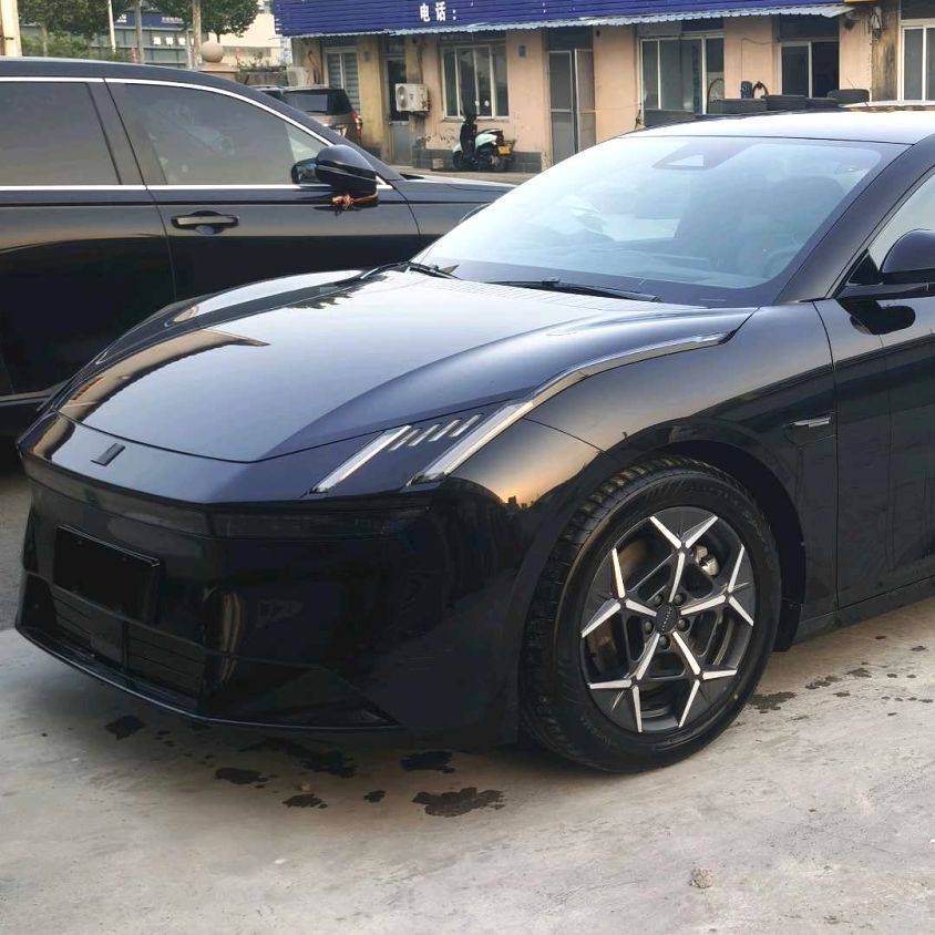 LYNK&CO 2025 Z10 95kWh 766km rear wheel drive Max سيارة مستعملة