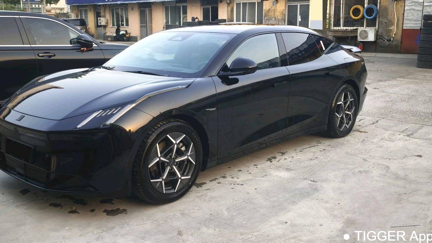 LYNK&CO 2025 Z10 95kWh 766km rear wheel drive Max