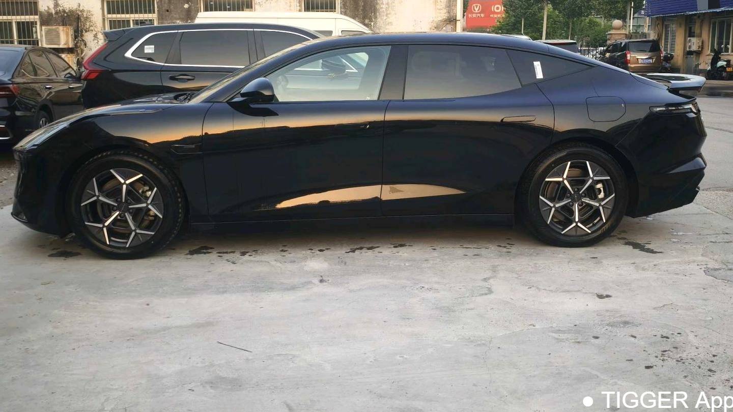 LYNK&CO 2025 Z10 95kWh 766km rear wheel drive Max