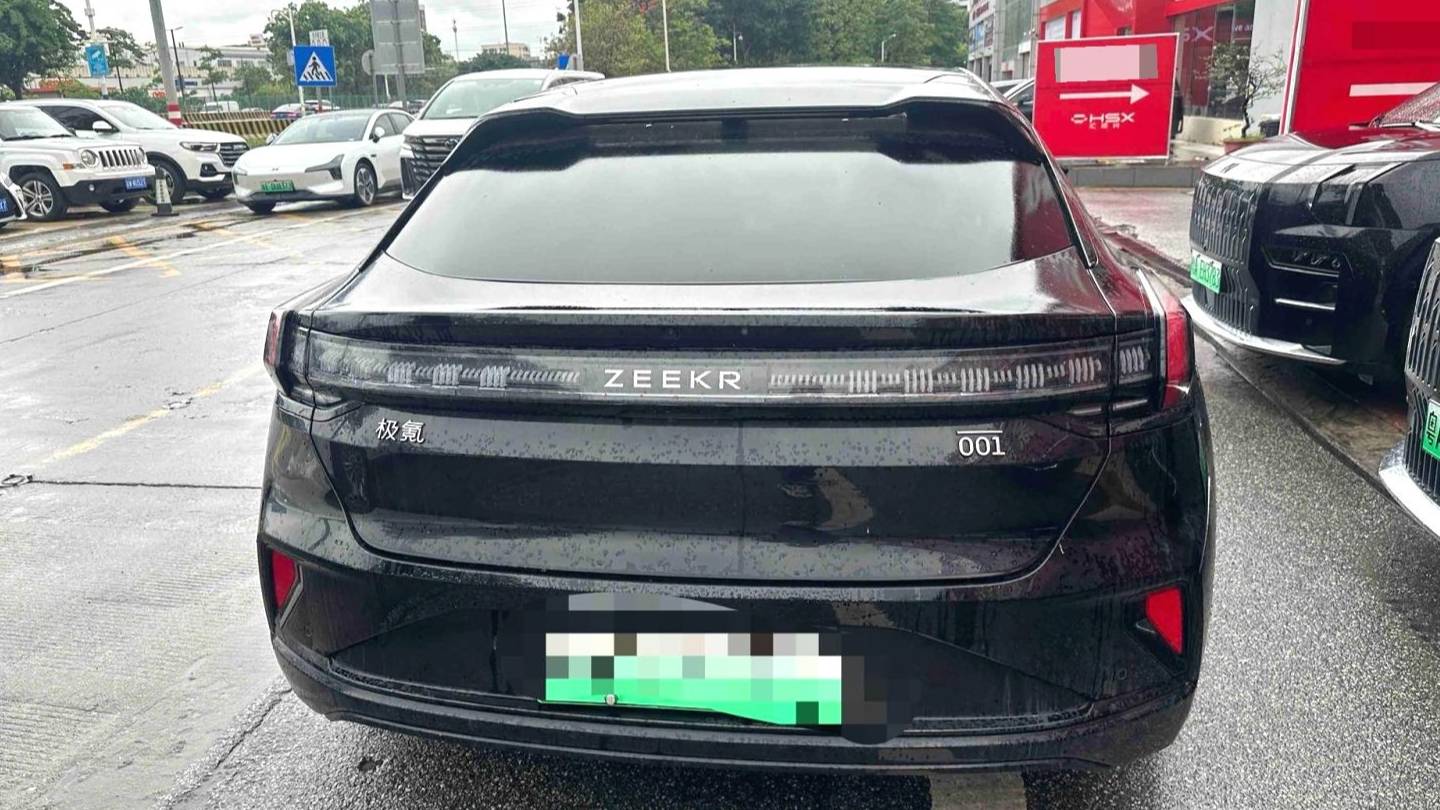 ZEEKR 2025 001 YOU version 100kWh four-wheel drive