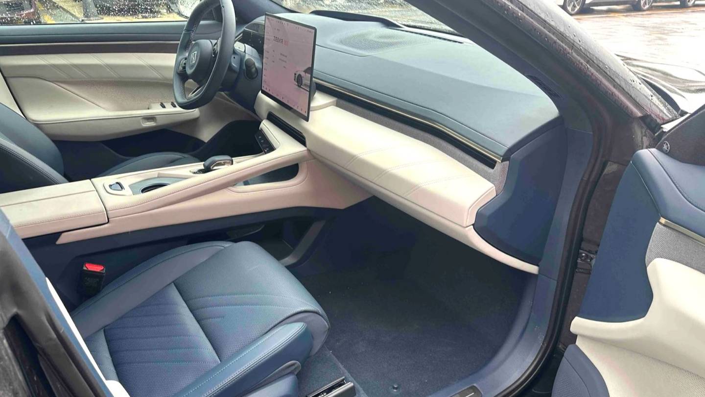 ZEEKR 2025 001 YOU version 100kWh four-wheel drive