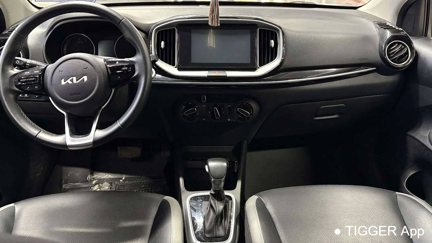 KIA 2021 Stonic 1.4L CVT Fun Edition