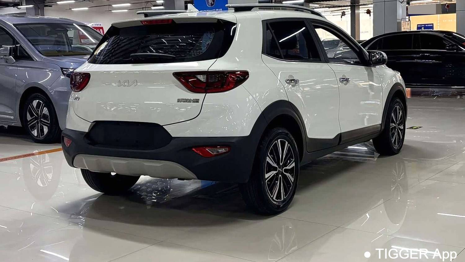 KIA 2021 Stonic 1.4L CVT Fun Edition